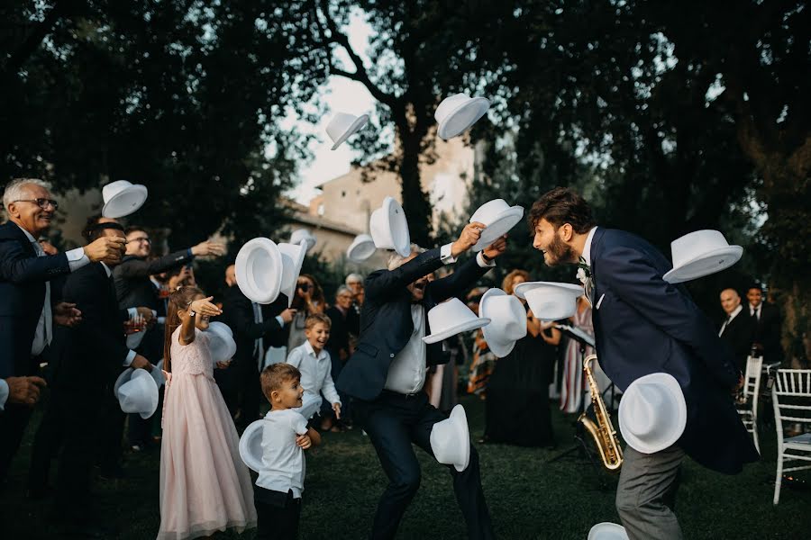 Fotograf ślubny Serge Charpentier (sergenantes). Zdjęcie z 2 grudnia 2023