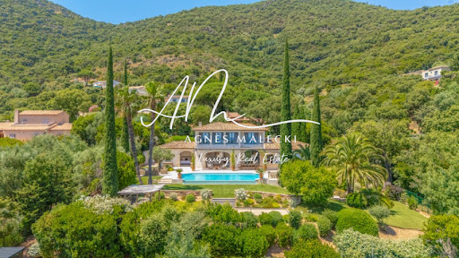 Property with pool 3