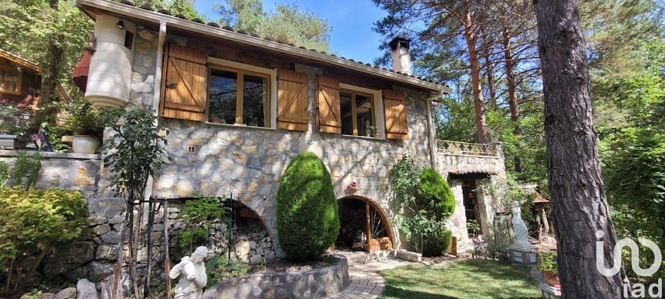 Vente maison 4 pièces 83 m² à Aiglun (06910), 390 000 €