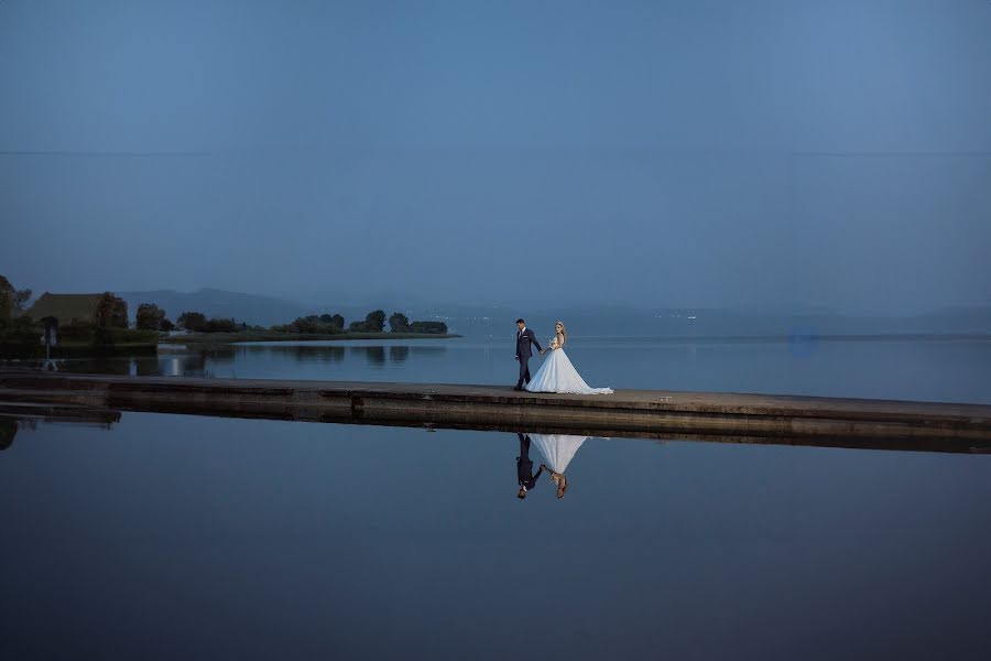 Wedding photographer Golfinos Kostas (golfinoskostas). Photo of 13 August 2023