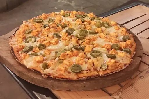 Barbeque Paneer Pizza