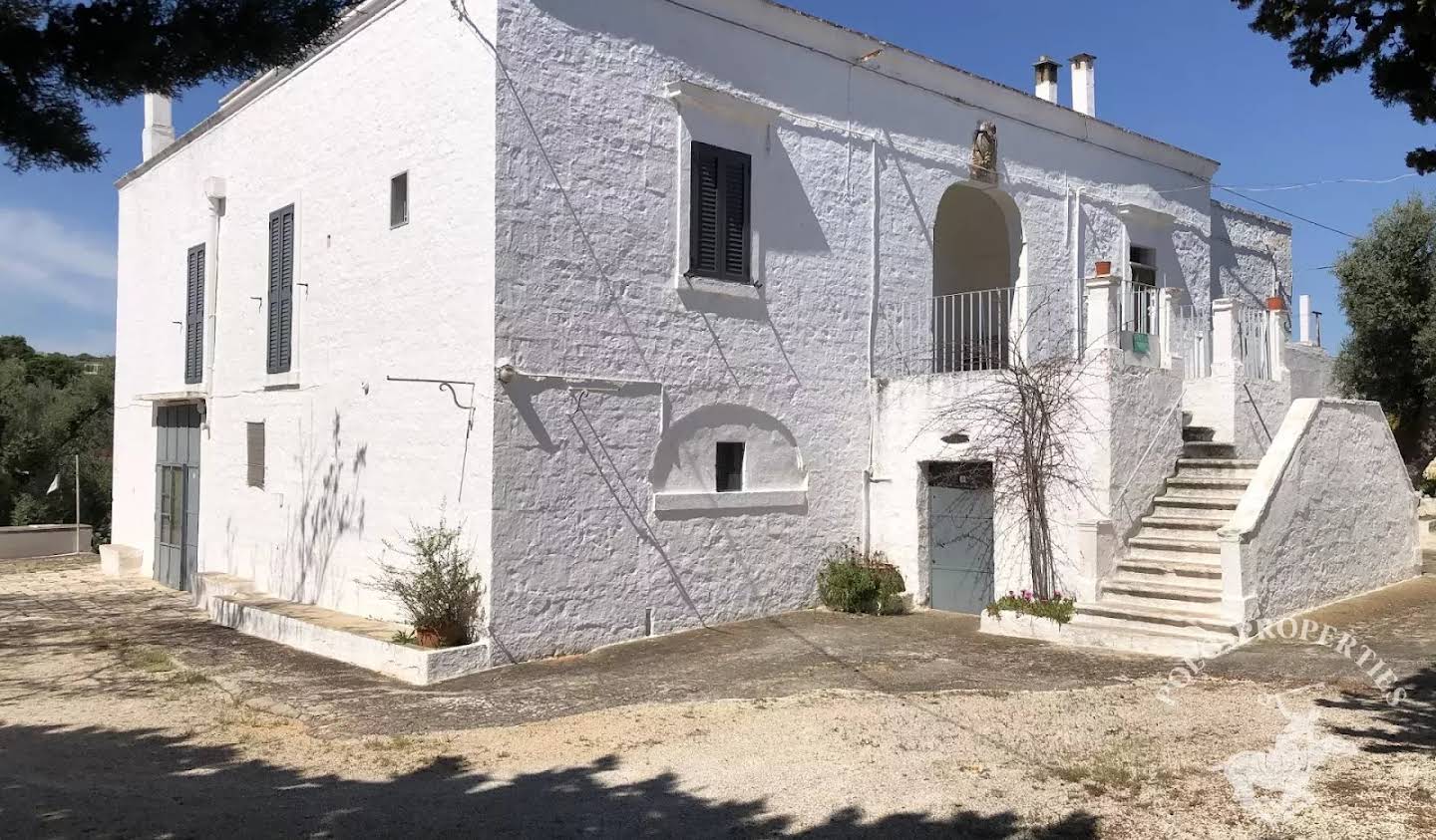 Property Ostuni