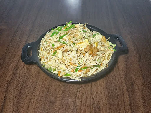 Chicken Garlic Soft Noodles