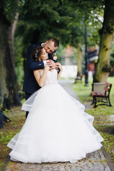 Fotógrafo de casamento Sebastian Mechliński (machu). Foto de 25 de setembro 2022