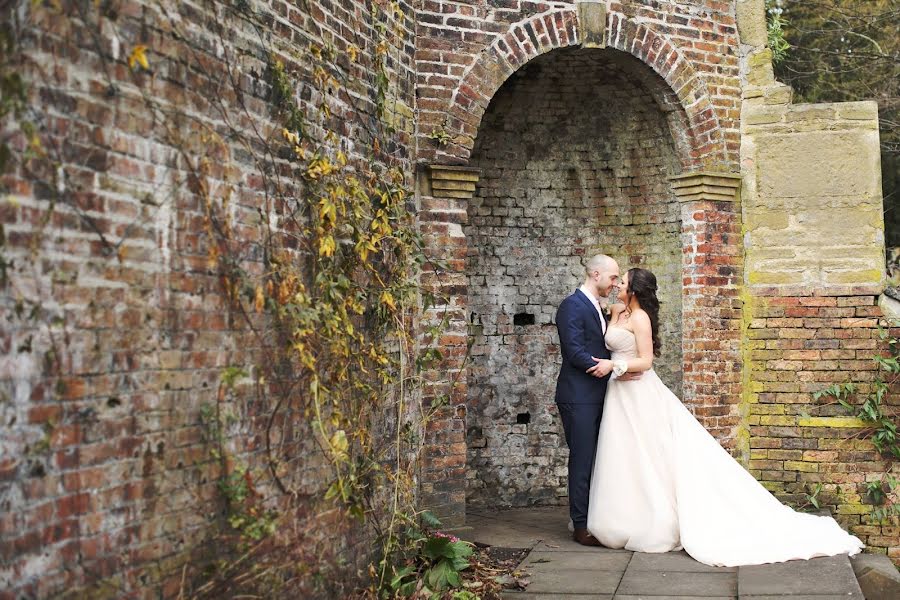 Fotógrafo de casamento Amy Best (postboxphoto). Foto de 2 de julho 2019