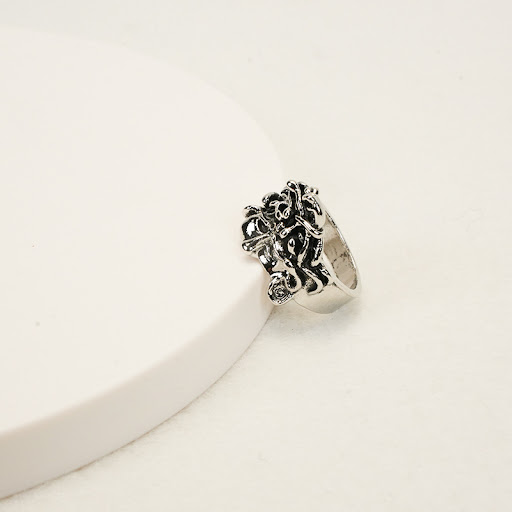 Title 6, Exaggerated Personalized Closed Retro Alloy Rin...