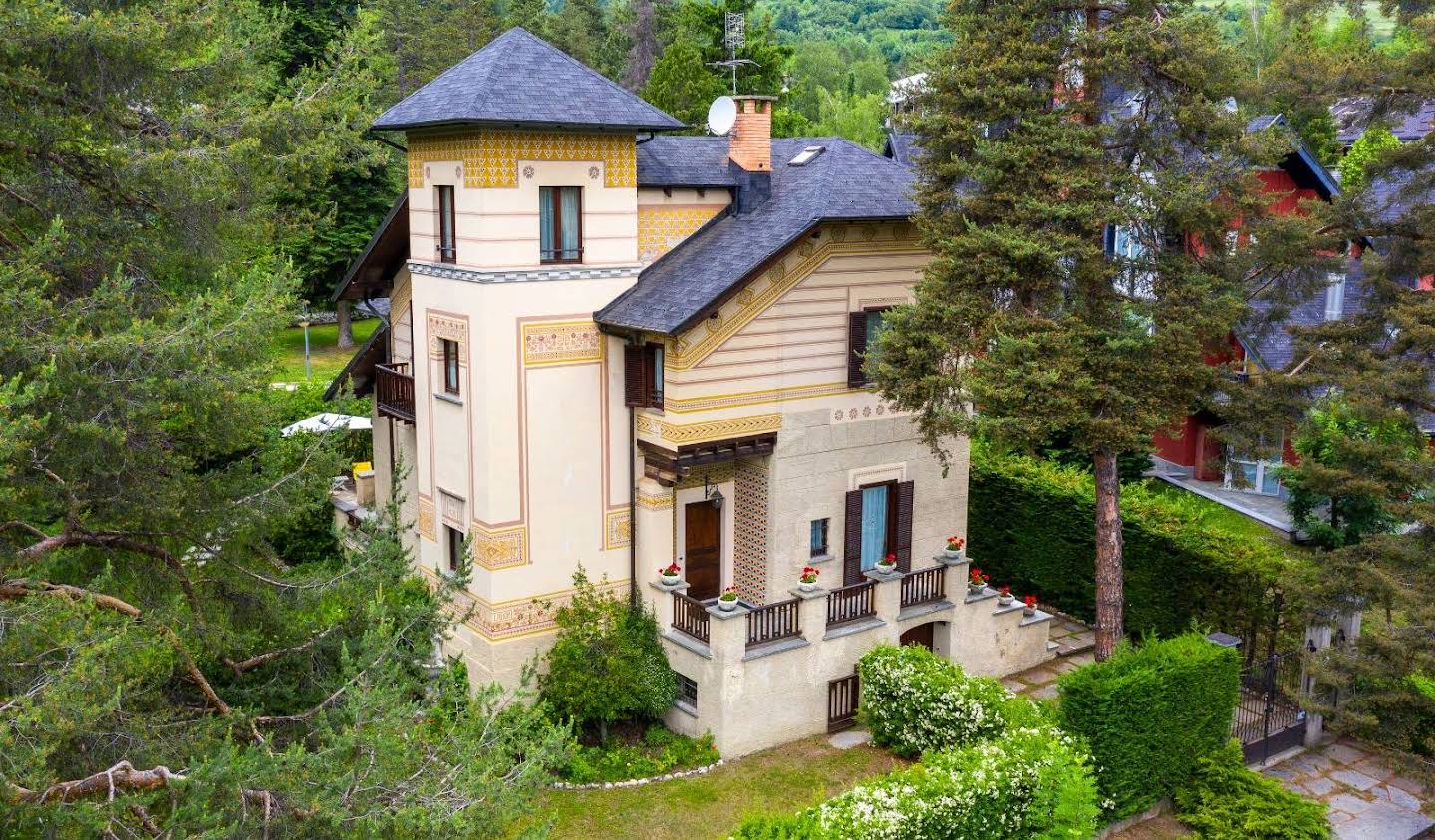 Villa with terrace Bardonecchia