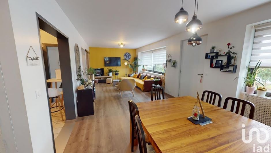 Vente maison 6 pièces 228 m² à Châteauneuf-du-Faou (29520), 229 000 €