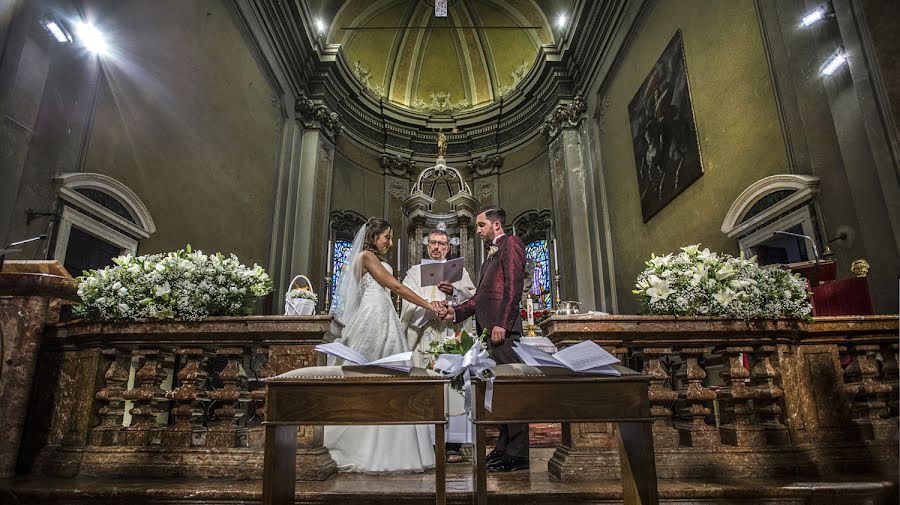 Fotografo di matrimoni Daniele Faverzani (faverzani). Foto del 24 febbraio