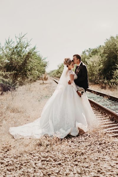 Fotógrafo de casamento Vera Garkavchenko (popovich). Foto de 4 de julho 2021