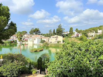 villa à Villeneuve-Loubet (06)