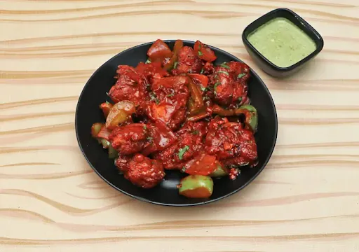Chilly Chicken Dry ( 8 Pcs)