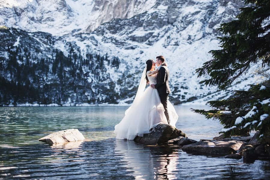 Wedding photographer Taras Kovalchuk (taraskovalchuk). Photo of 10 December 2018