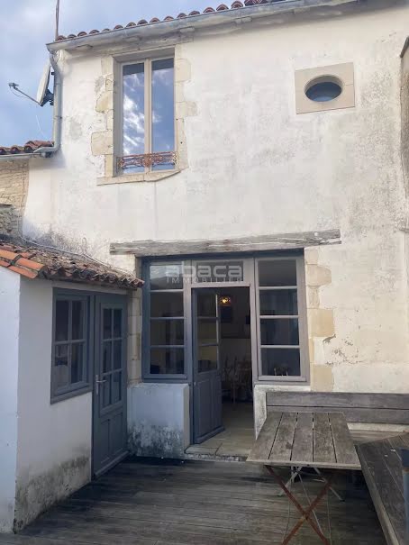 Vente propriété 4 pièces 74.3 m² à La Couarde-sur-Mer (17670), 625 000 €