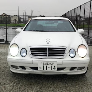 CLK クーペ C208