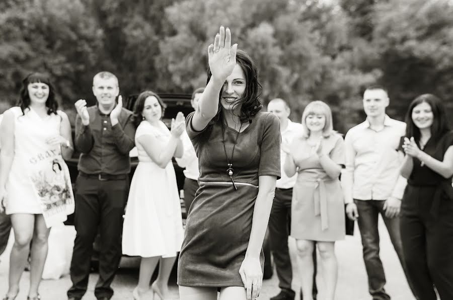 Fotógrafo de casamento Ira Perova (irinaperovaphoto). Foto de 1 de outubro 2018