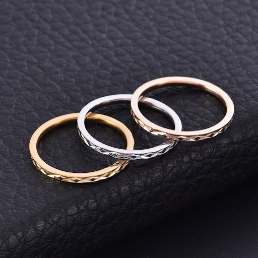 Title 3, Womens 15MM Wide Non-fading Titanium Steel Rin...