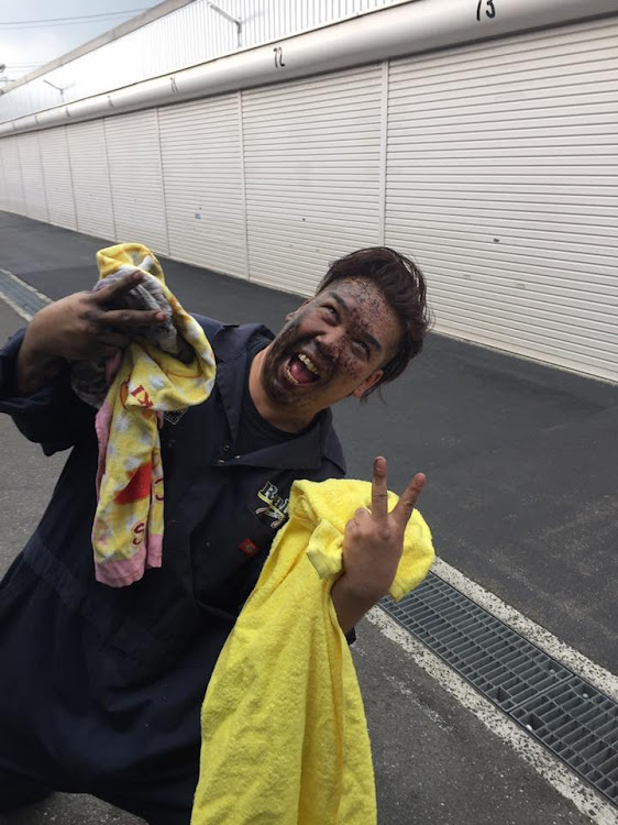 ハイエースバンのハイエース・スパロン連合艦隊・スパロン・オイル交換・レジアスエースに関するカスタム事例の投稿画像4枚目