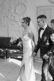 शादी का फोटोग्राफर Lyubov Isakova (lubovisakova)। नवम्बर 18 2022 का फोटो