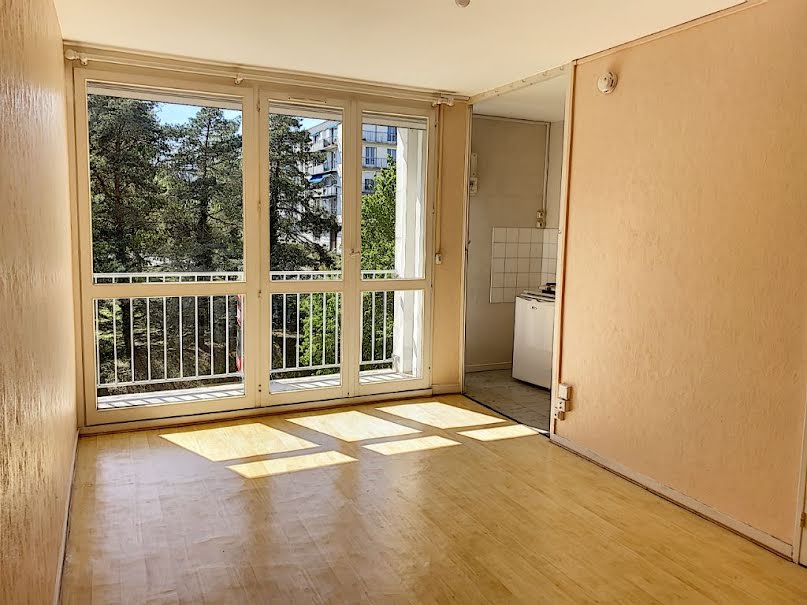 Location  appartement 1 pièce 20 m² à Tours (37000), 370 €