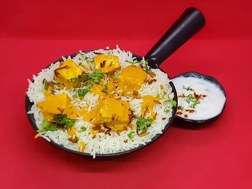 Old Delhi Paneer Makhani Biryani (19 Gm Protein)