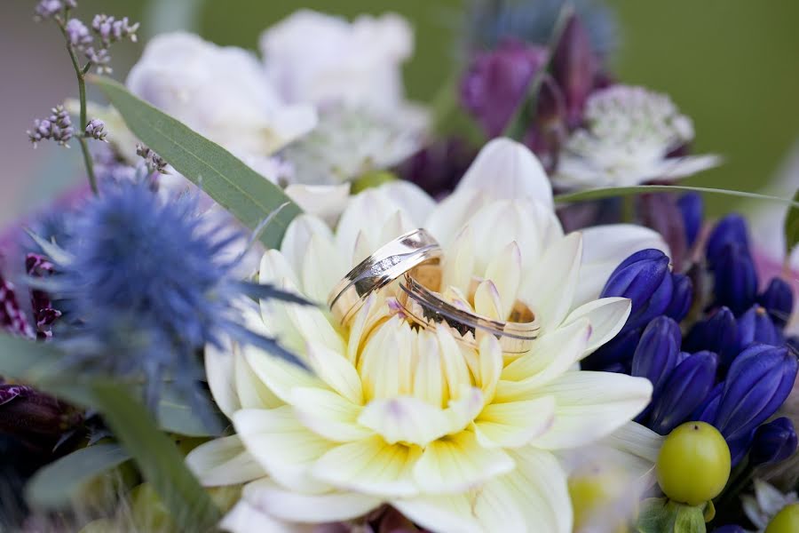 Fotograf ślubny Jessica Van Roekel (fotomomentjes). Zdjęcie z 30 kwietnia 2019