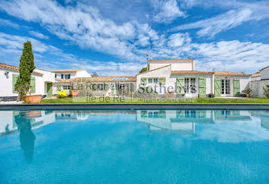 Maison avec piscine en bord de mer 5