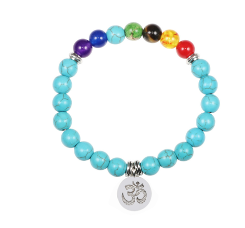 Witte porseleinen kralenarmband, helder tijgeroog, verweerd grenen. Bescherming en stijl gecombineerd voor dagelijks gebruik.
