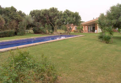 House with pool and terrace 5