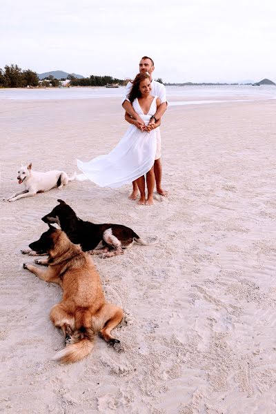 Fotógrafo de bodas Lara Korneeva (larakorneeva25). Foto del 17 de noviembre 2018