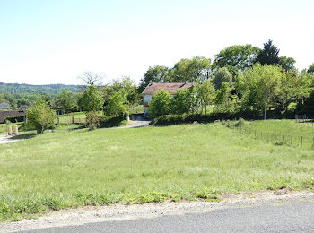 terrain à Douzillac (24)