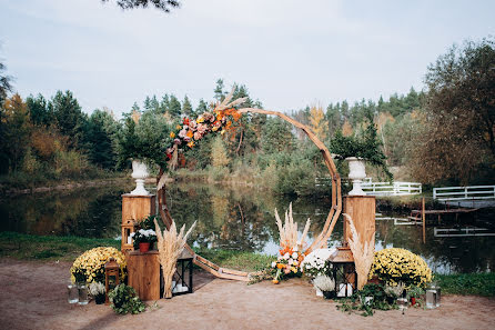 Fotógrafo de casamento Artem Popov (pro100artem). Foto de 27 de fevereiro 2019