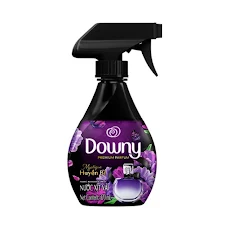 Chai Xịt Vải Downy Khử Mùi Và Chống Khuẩn Hương Huyền Bí 370 ML