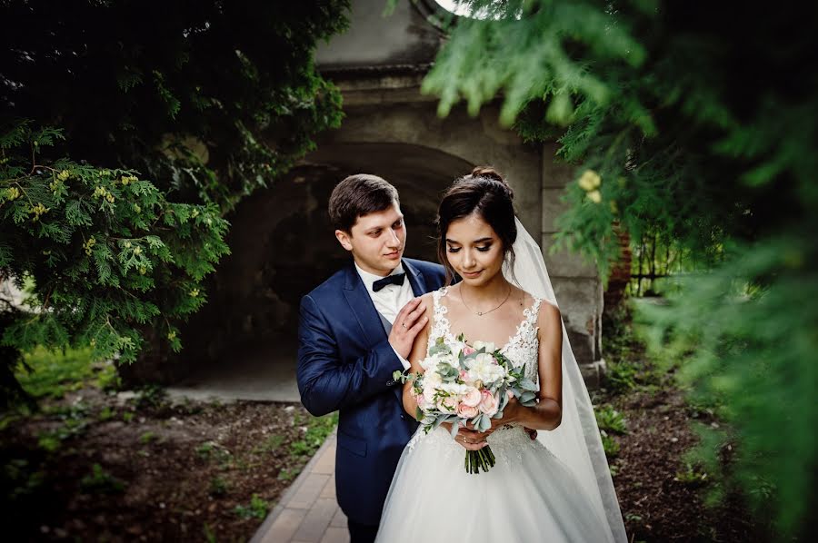 Wedding photographer Oleksandr Yakonyuk (sanni). Photo of 10 October 2018