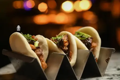 Spicy Black Bean Chicken Bao