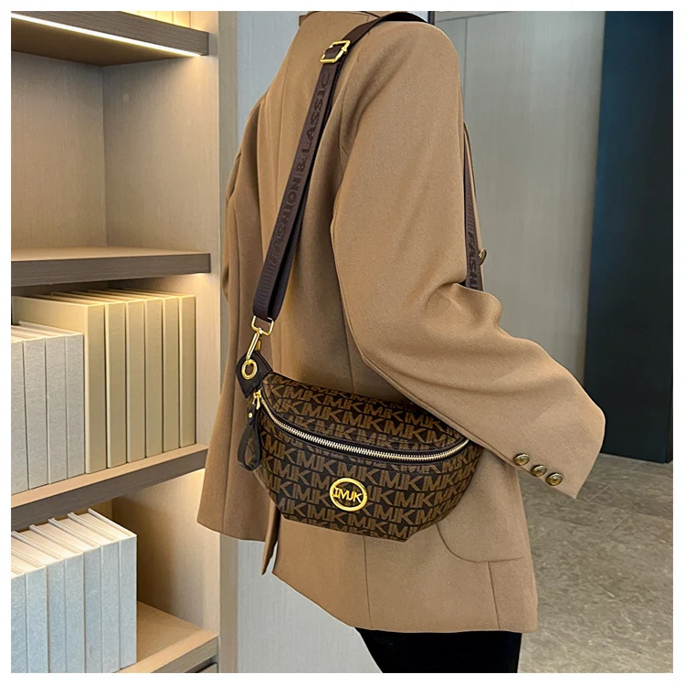 Title 16, Bolso bandolera vintage estampado con textura e...
