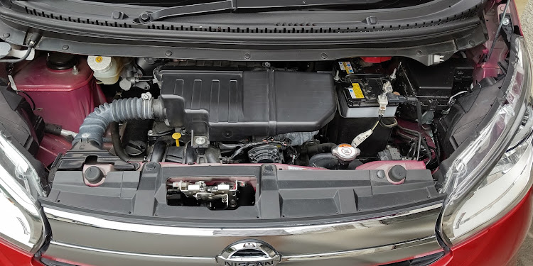 ティアナの緊急事態宣言延長・感染対策忘れずに・2台洗車しました・今日は近所のスーパーへお買い物に行っただけに関するカスタム事例の投稿画像6枚目