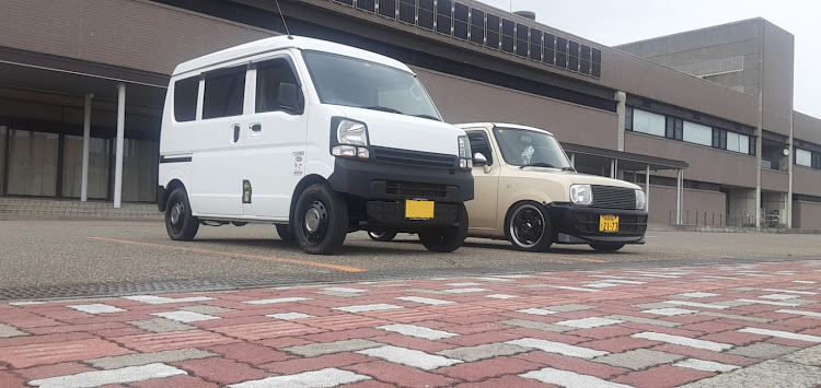 ピンク隊長さんが投稿したコラボありがとうございました・MOON EYES・ハイブ長岡に関するカスタム事例の投稿画像2枚目