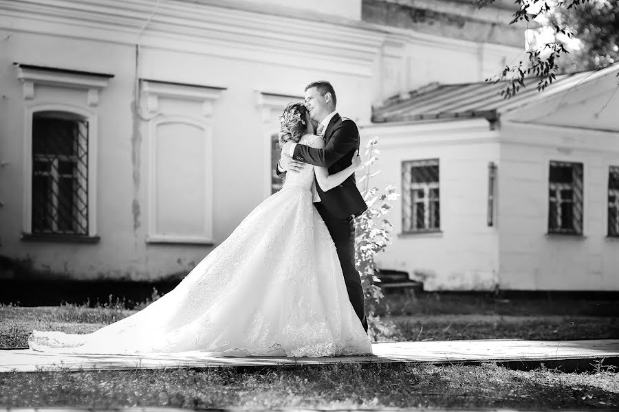 Wedding photographer Yuliya Kuceva (juliakutseva). Photo of 15 August 2017