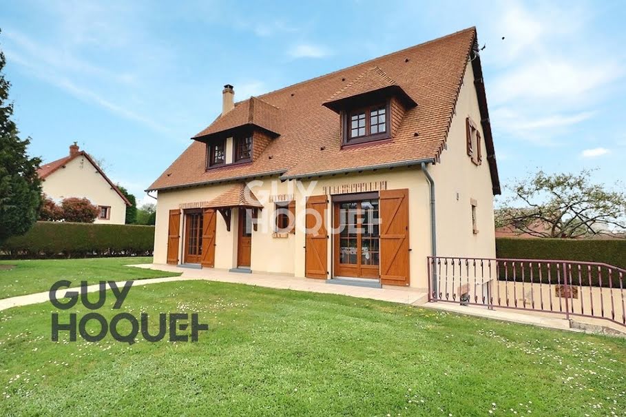 Vente maison 4 pièces 137 m² à Bernay (27300), 284 000 €