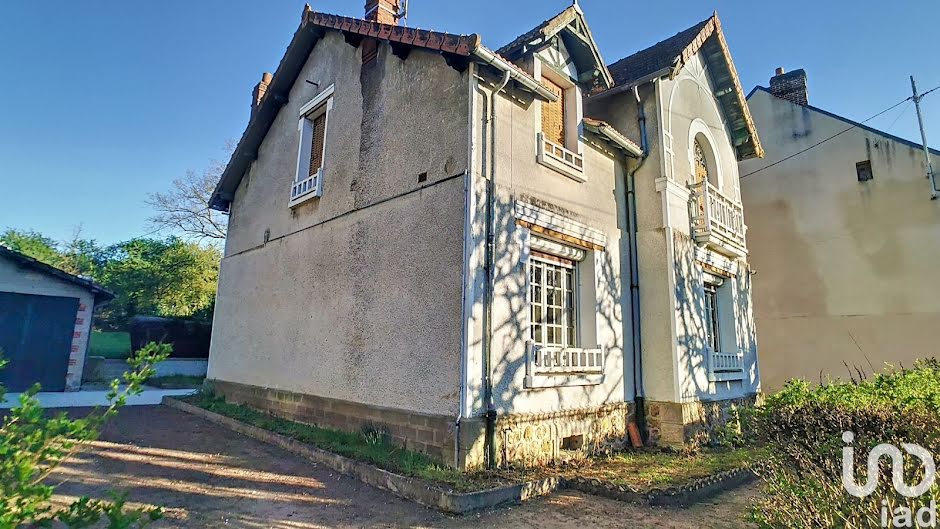 Vente maison 7 pièces 127 m² à Gien (45500), 135 000 €