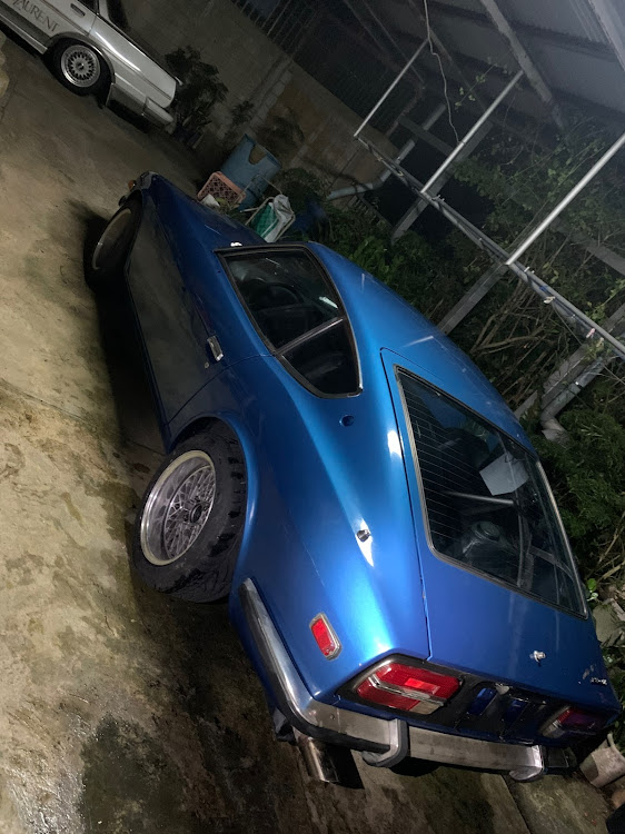 フェアレディZのs30z・ダットサン・フェアレディZ・左ハンドル・沖縄に関するカスタム事例の投稿画像1枚目