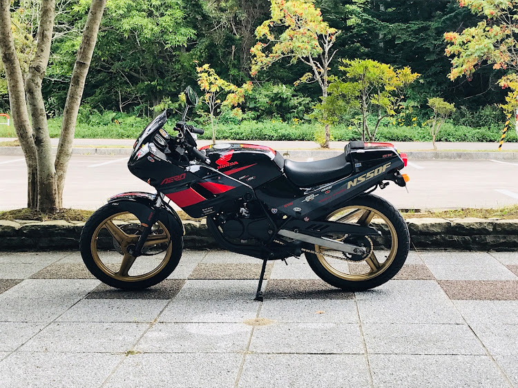 白い車さんが投稿した三菱自動車ファンの集い・休日に原付ツーリング・バイクはHONDA・NS50F AERO・体感速度を楽しむ原付バイクに関するカスタム事例の投稿画像3枚目