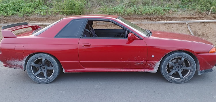 スカイライン GT-Rの今年もよろしくお願いします・あけましておめでとうございますに関するカスタム事例の投稿画像5枚目