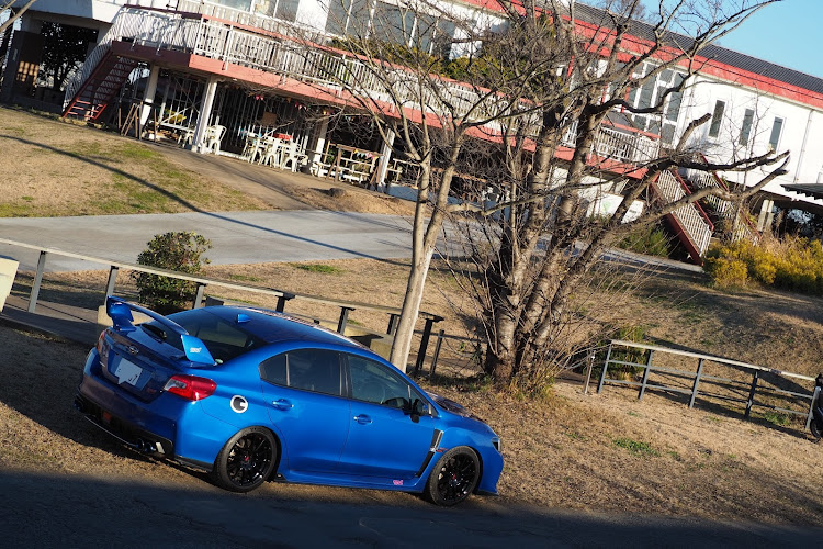 WRX S4のブル🎾さんが投稿したカスタム事例の投稿画像2枚目