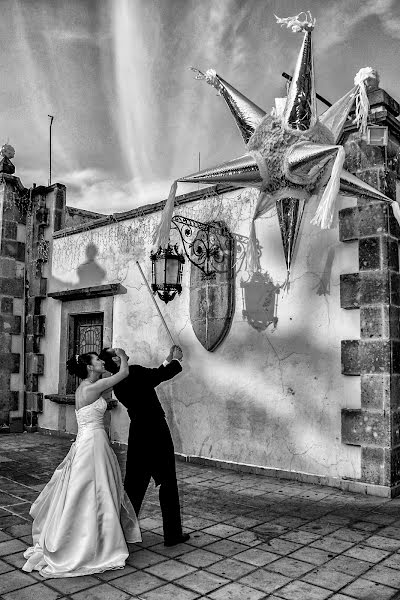 Wedding photographer Christopher De La Orta (delaorta). Photo of 15 February 2014