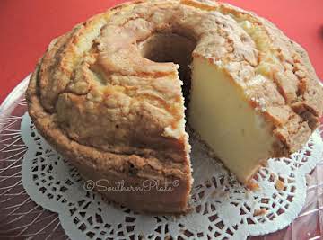 Aunt Sue’s Famous Pound Cake