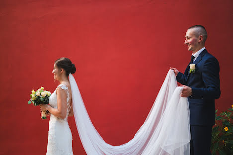 Fotógrafo de casamento Robert Petrovic (robertpetrovic). Foto de 3 de agosto 2023