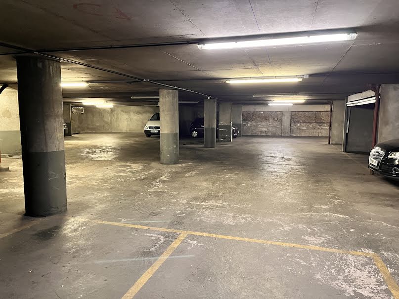 Vente parking   à Paris 16ème (75016), 28 000 €