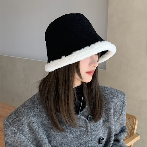 Title 7, Womens Casual Hundred with Warm Protective Ear...